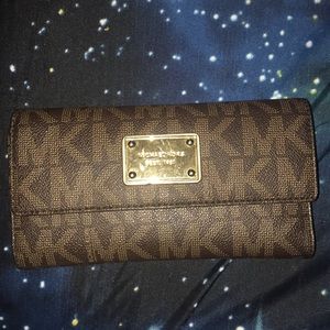 MK wallet